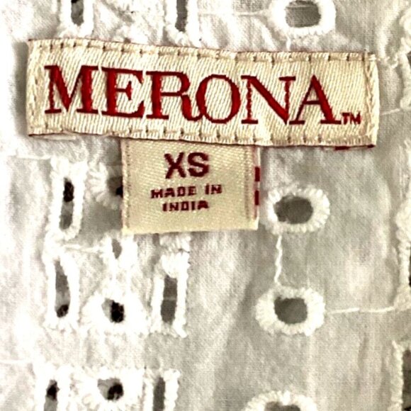 MERONA White Eyelet Half Button Tunic Top XS 144P - Picture 7 of 8